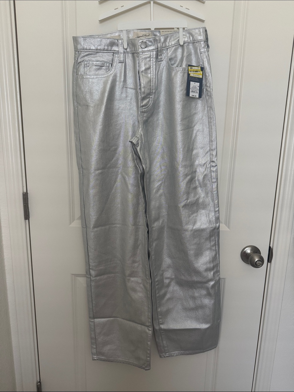 Universal Thread 90s Baggy Metallic Silver Jeans NWT Size 4